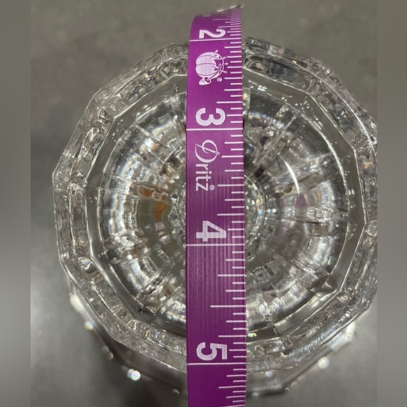 VINTAGE INDIANA GLASS CLEAR PEDESTAL CANDLE STICK HOLDER/CENTERPIECE/BOWL. - Picture 3 of 5